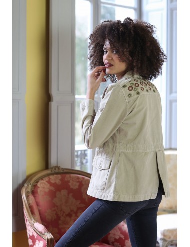VESTE AVIDA